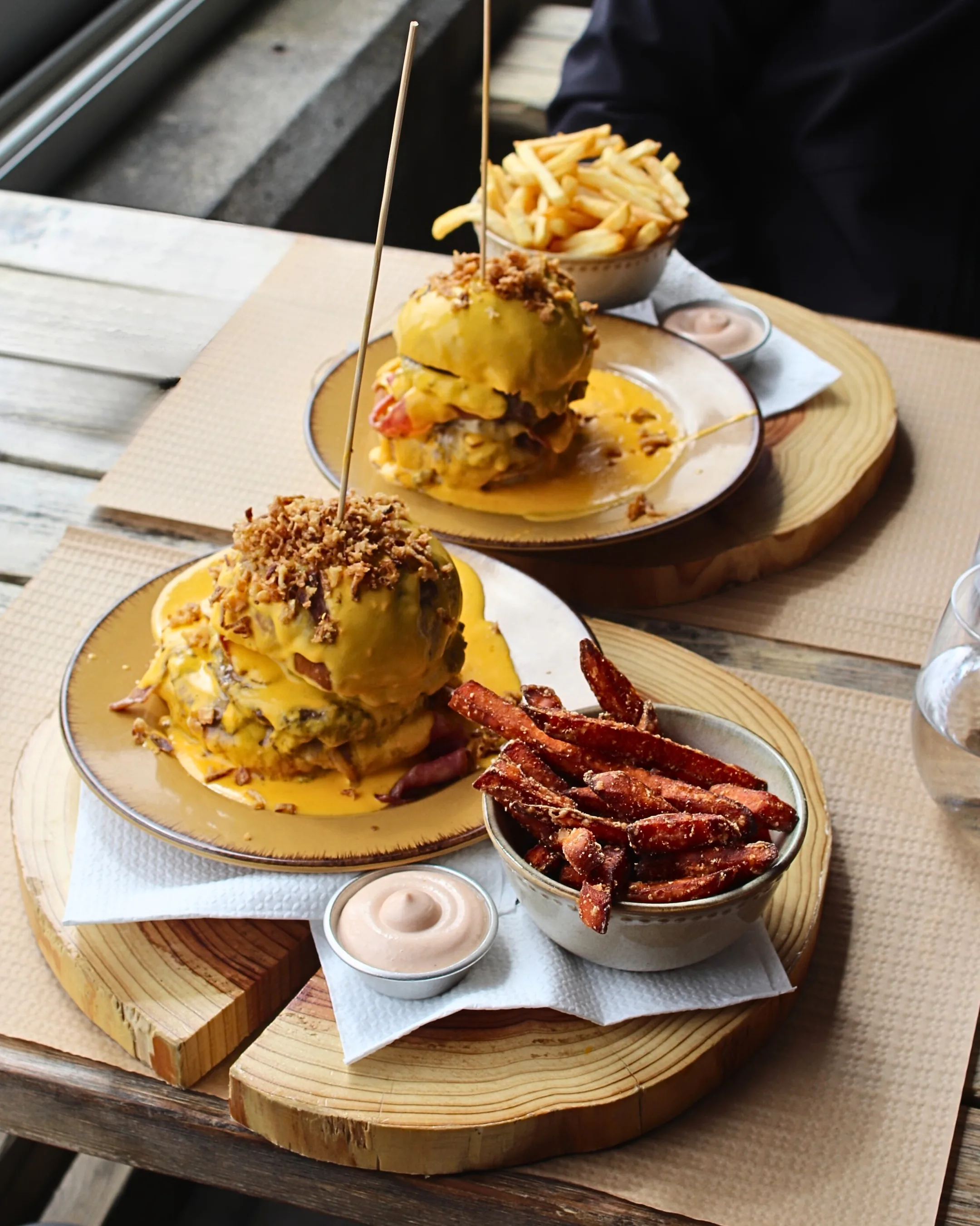 Delman's Burger